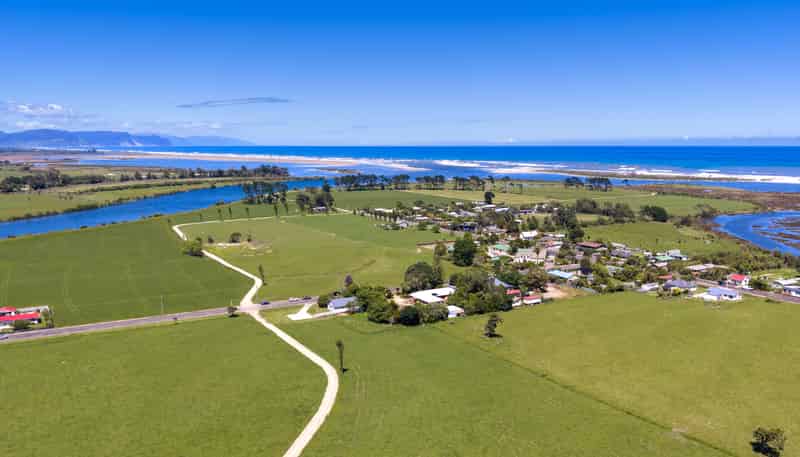 71 Waverley Street, Karamea