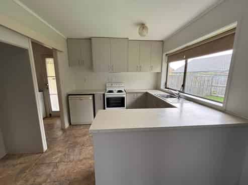 5B Hedge Row, Sunnyhills