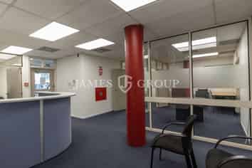 FULLY FITTED OFFICE – MOVE-IN READY