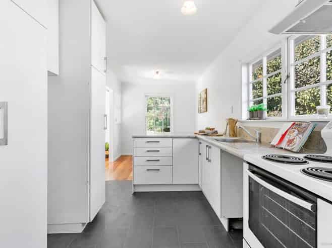 136 Edgewater Drive, Pakuranga