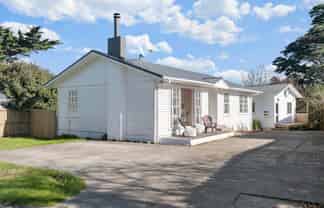 136 Edgewater Drive, Pakuranga