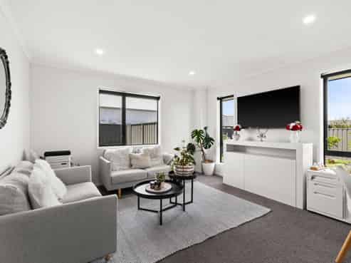 36 Hikawera Drive, Frimley