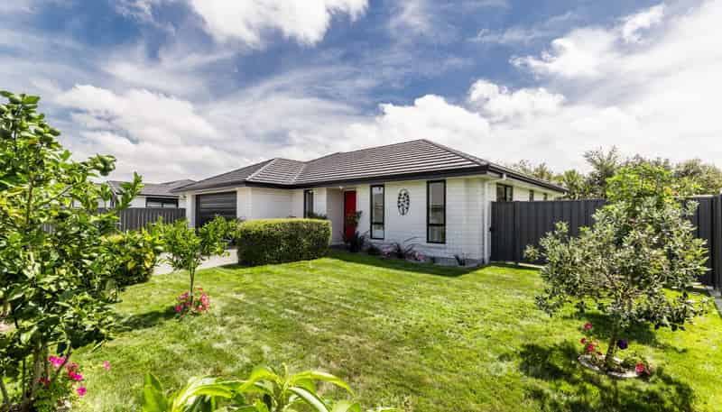 36 Hikawera Drive, Frimley