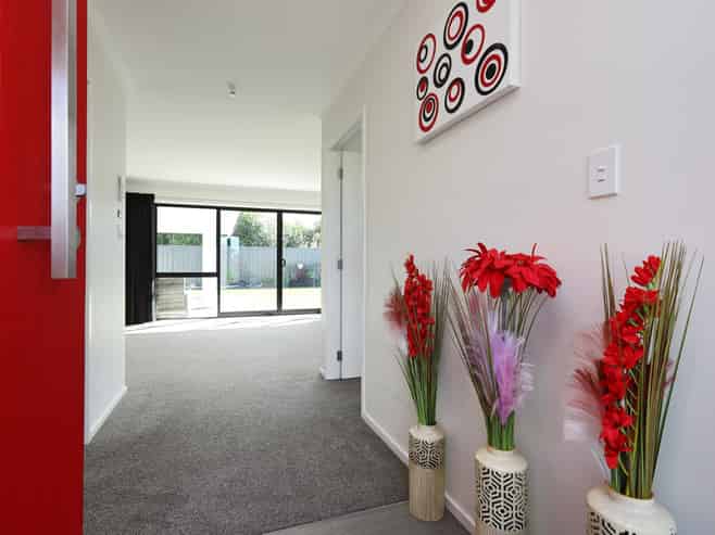 36 Hikawera Drive, Frimley