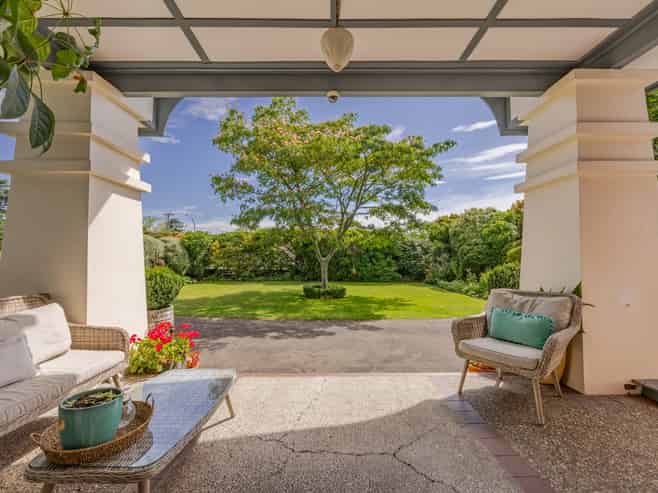 19 Holyrood Terrace, Waipukurau