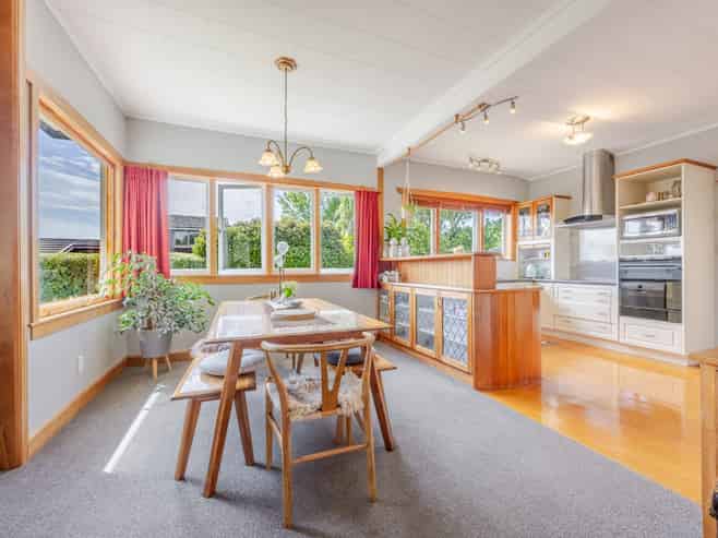 19 Holyrood Terrace, Waipukurau