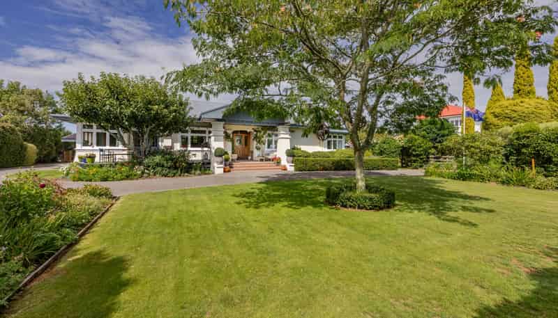 19 Holyrood Terrace, Waipukurau