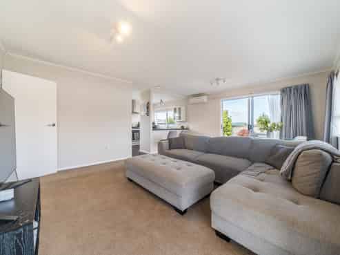 28A Roband Crescent, Brown Owl
