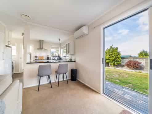 28A Roband Crescent, Brown Owl