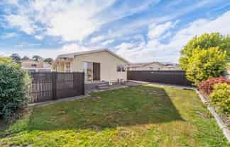 28A Roband Crescent, Brown Owl