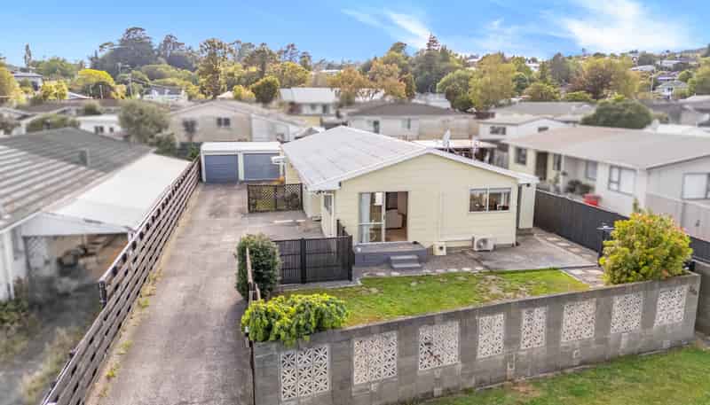 28A Roband Crescent, Brown Owl