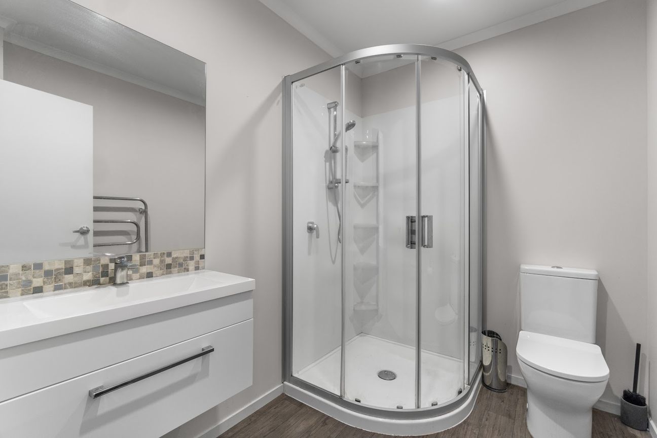 Modern Two Bedroom Townhouse in Hamilton East - Vista 6