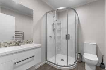 Unit 4/45 Cook Street, Hamilton East