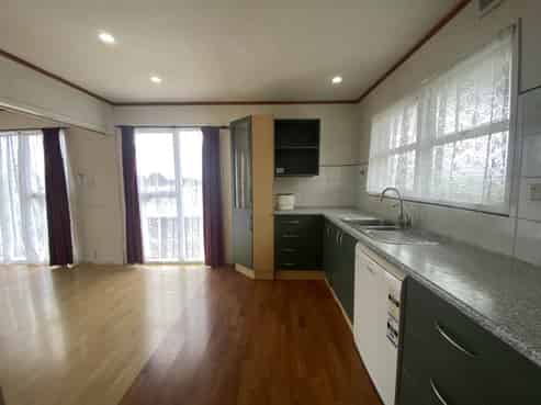 4/178 Hillsborough Road, Hillsborough
