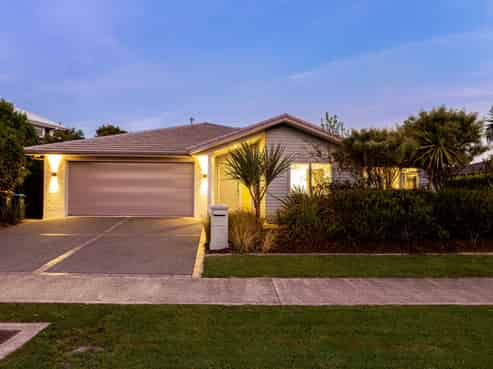 56 Resolution Drive, Whitby