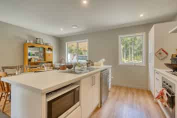 6 Sadler Place, Hokitika