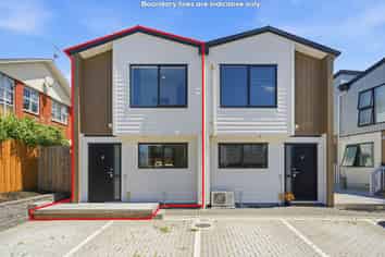 7/67  Royal View Road, Te Atatu South