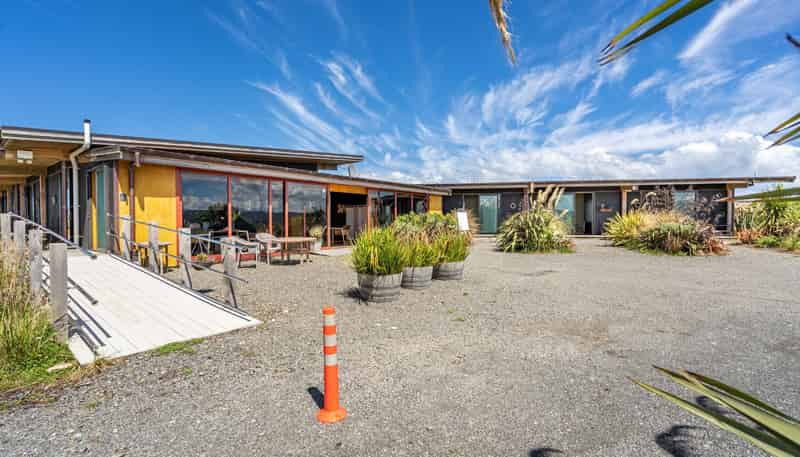 617 Papatotara Coast Road, Tuatapere