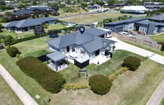 1 Kahikatea Drive, Kinloch