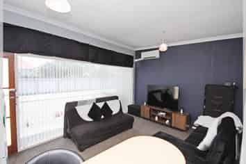 flat 3/72 Queen Street West, LEVIN