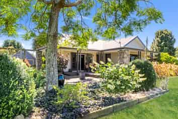 424 Tararua Road, Levin