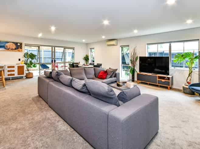 3 Kaitune Drive, Flat Bush