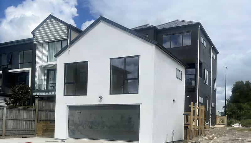 6 Mataitai Road, Hobsonville