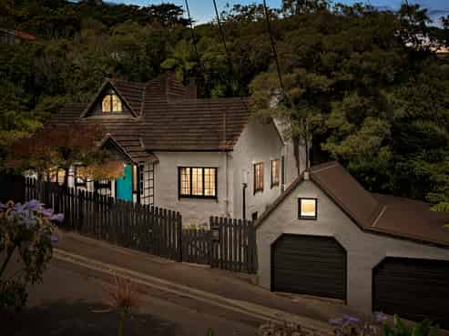 12 Abbott Street, Ngaio