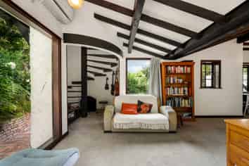 12 Abbott Street, Ngaio