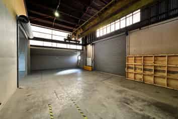 Two Entrance Ways - Fox and Glasgow streets