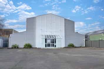 Two Entrance Ways - Fox and Glasgow streets