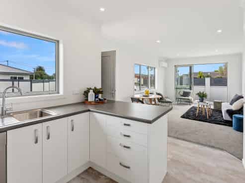 17/17 Waerenga Road, Otaki