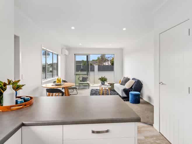 17/17 Waerenga Road, Otaki