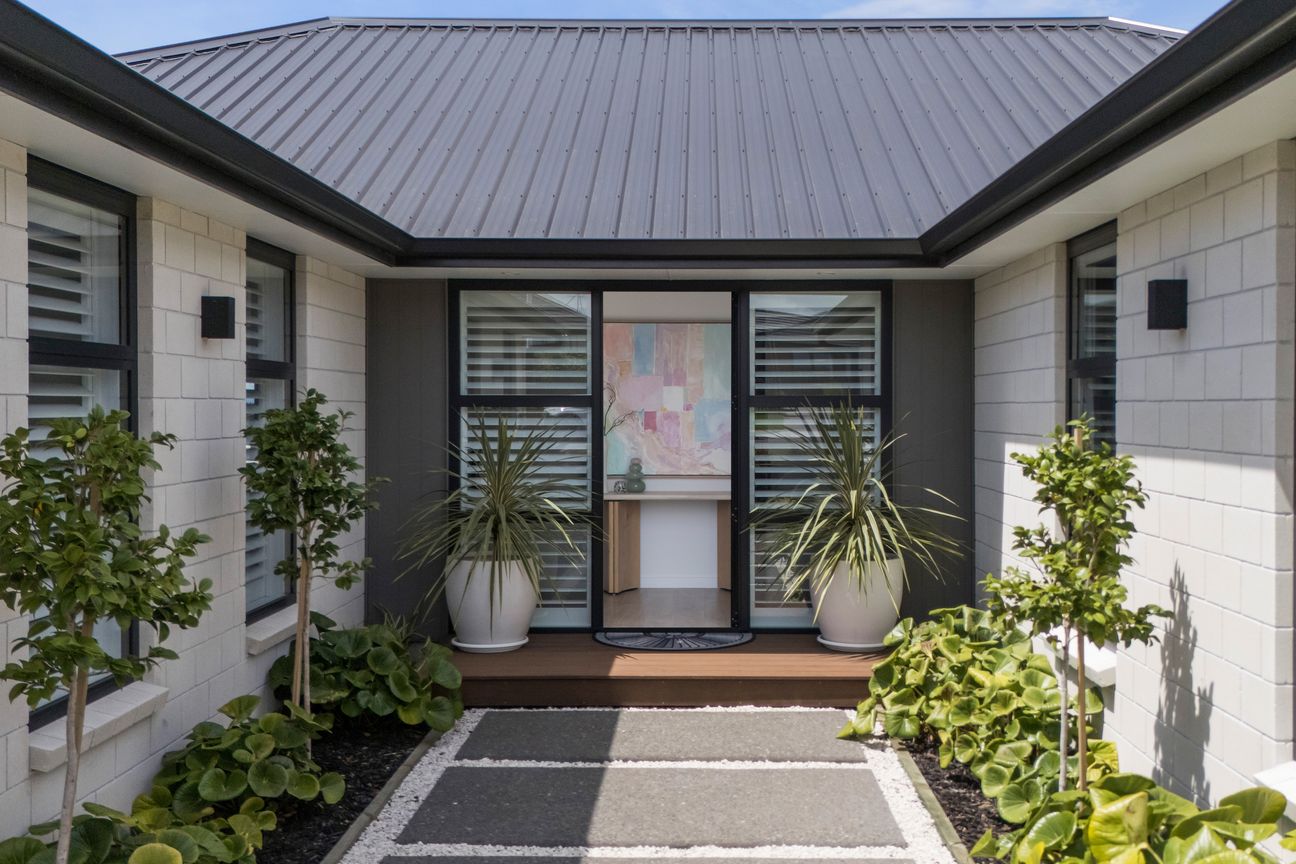 Luxury, Lifestyle & Views – Now Priced to Sell - Meer