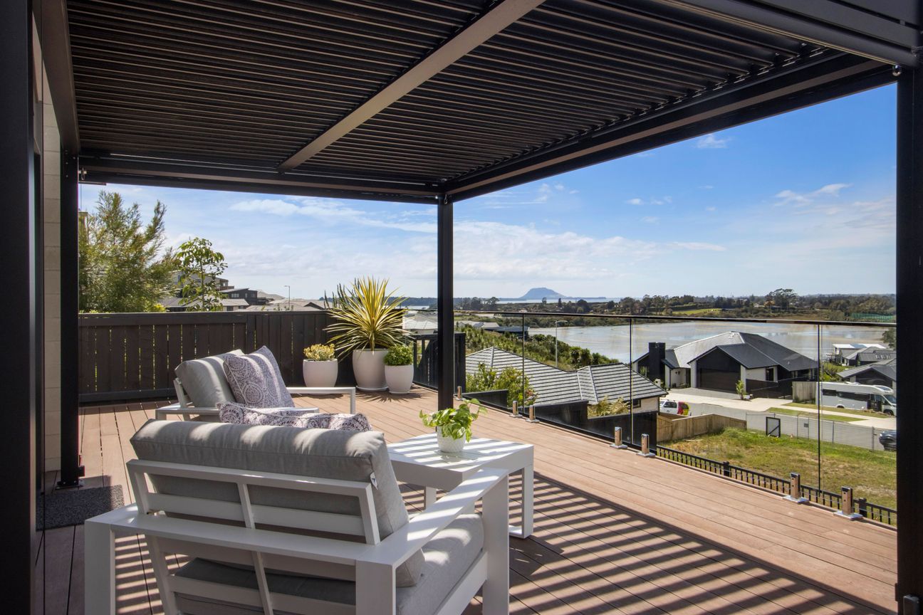 Luxury, Lifestyle & Views – Now Priced to Sell - Aanzicht 4