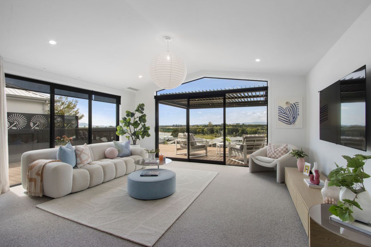 Luxury, Lifestyle & Views – Now Priced to Sell - Aanzicht 3