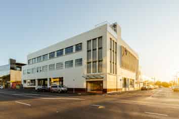 Expansive Ground Floor Retail on Dominion Road
