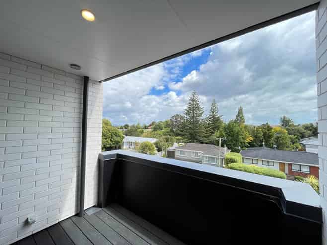 12 201/1 Willoughby Avenue, Howick