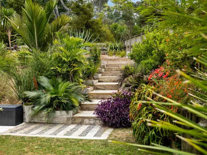 96 Solan Drive, Waimauku