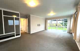 2/25 Oakley Ave, Waterview