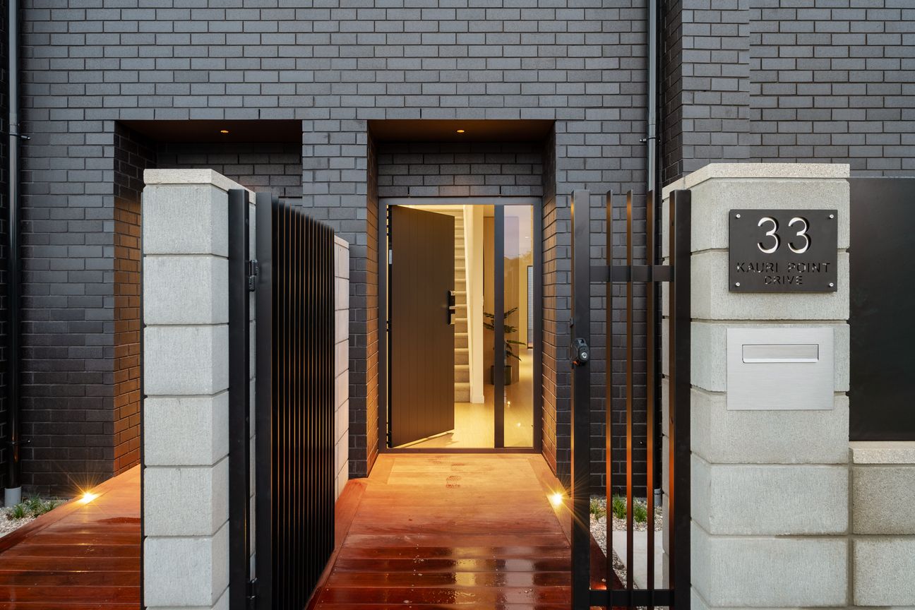 11 Kauri Point Drive, Rototuna – pohled 3