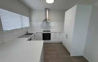 B/56 Long Drive, Saint Heliers