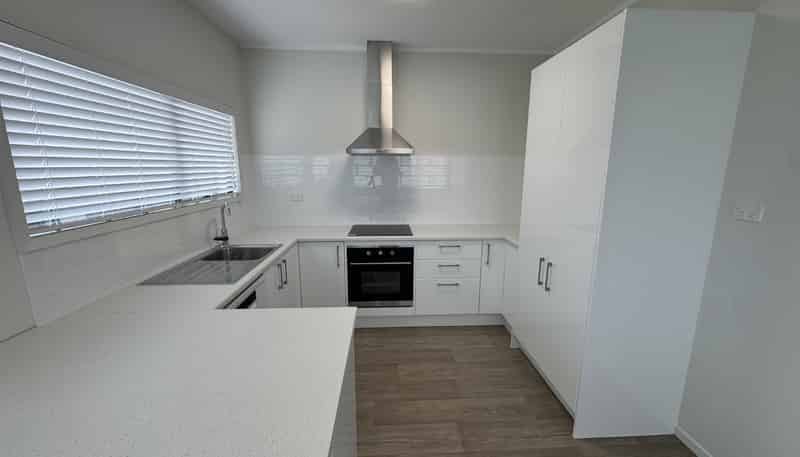 B/56 Long Drive, Saint Heliers