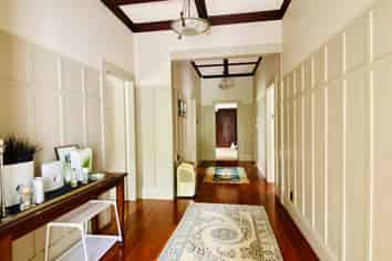 24 Crescent Road, Epsom