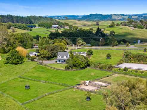 35 Joblin Road, Wainui