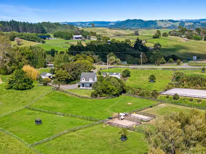 35 Joblin Road, Wainui