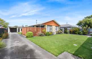 12 Cob Crescent, Woolston