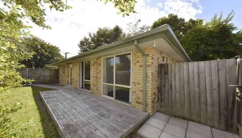 2A Orcades Street, Shirley