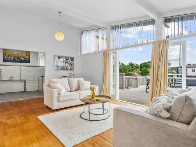 90 Gossamer Drive, Pakuranga Heights