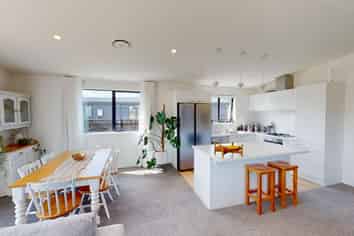 27 Walton Street , Bulls